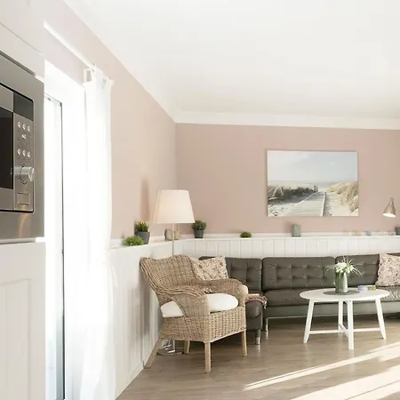 Alte Kuestenglueck * Dahme (Schleswig-Holstein)